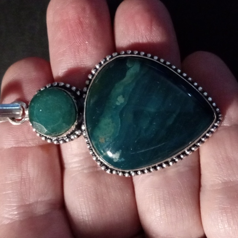 Large 925 Agate & Emerald Pendant